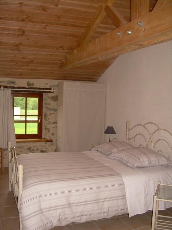 Bed and Breakfast Le Moulin De Drapras Chemille-en-Anjou Pokój zdjęcie